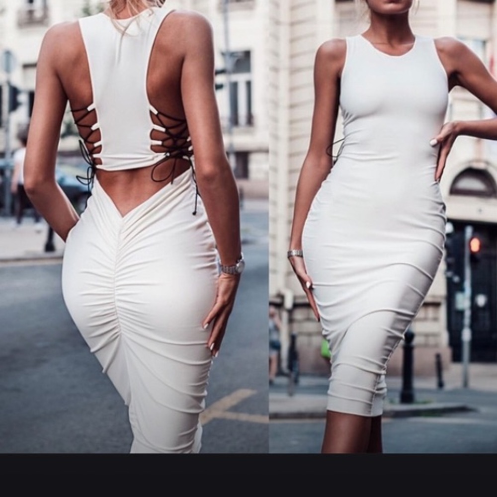 Women’s sexy backless slim pleated Dress